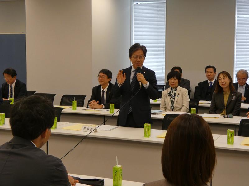 懇談の様子１.JPG